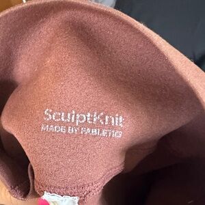 Fabletics SculptKnit leggings